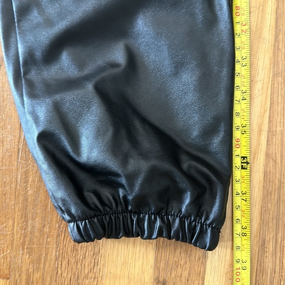 *last chance!!* Women’s black faux leather joggers - Picture 13 of 16